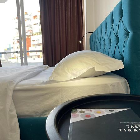 Boutique Central Studio Apartments 地拉那 外观 照片