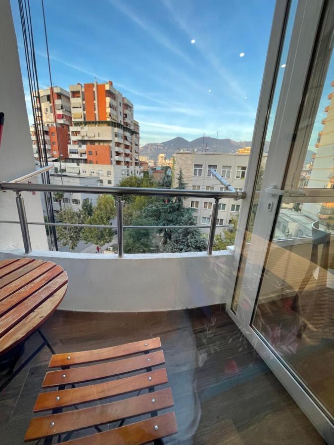 Boutique Central Studio Apartments 地拉那 外观 照片