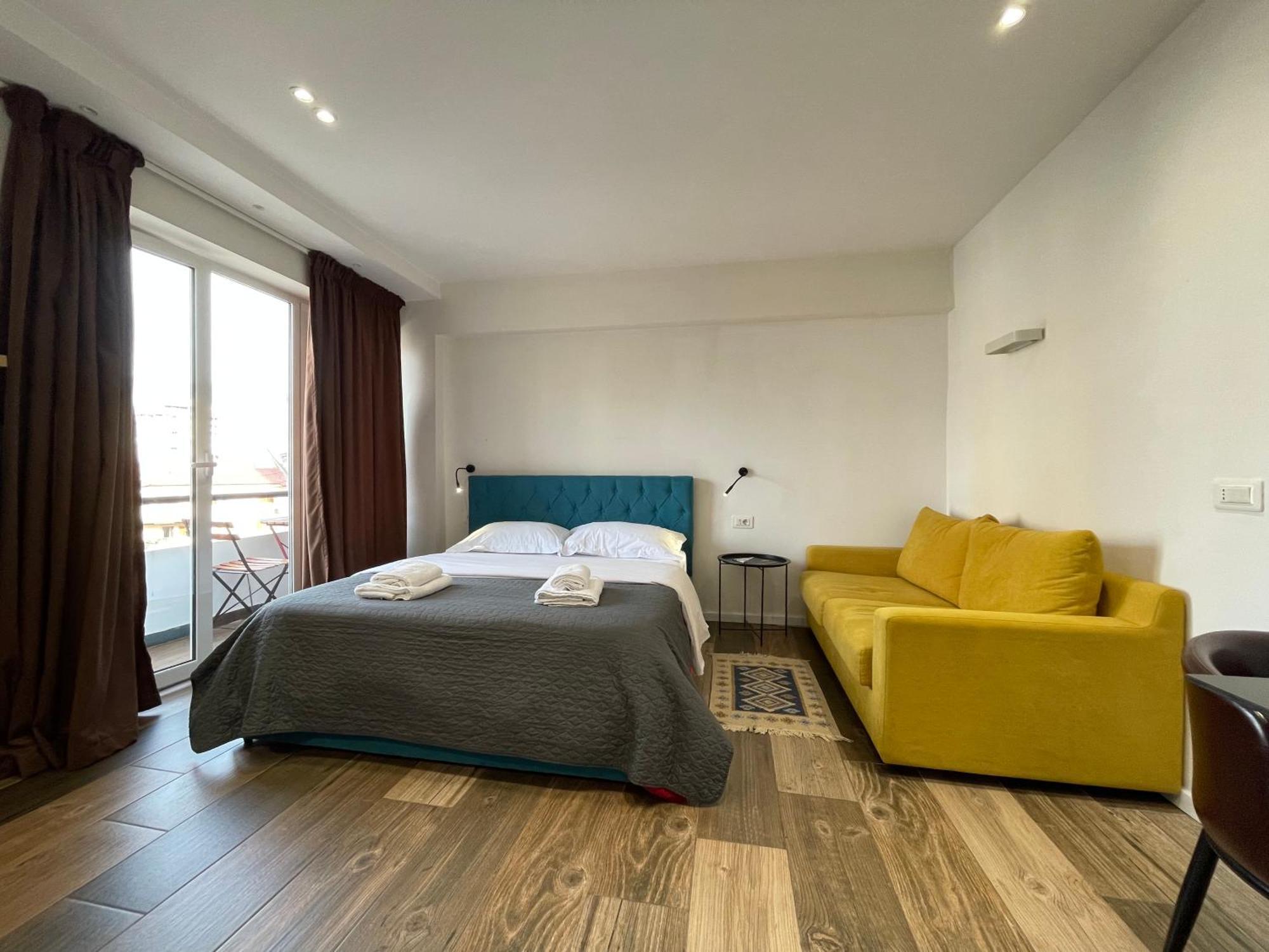 Boutique Central Studio Apartments 地拉那 外观 照片